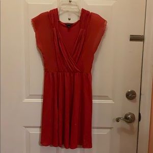 Size 2 Orange V-neck Banana Republic Facto…